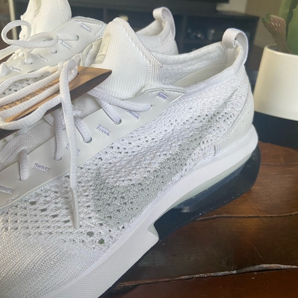 Air Max Flyknit Racer NN Sneaker - Picture 10 of 13